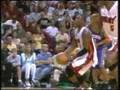 videos de Dwyane Wade - Block On Amare And Halfcourt Buzzer Beater