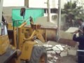 الأهالي يهدمون سور مقر أمن الدولة بالمنزلة