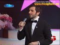 Ebru Günde? Aynal? Bülent Ersoy un elb.ni kamufle ederken :) Ebru Günde? Aynal? Bülent Ersoy un elb.ni kamufle ederken :)