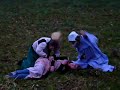 petite parodie interpr�t�e par laurie, marie, banou, lili et orme(cam�raman) !!!
quel plaisir � regarder !!! mieux que la vrai !!!