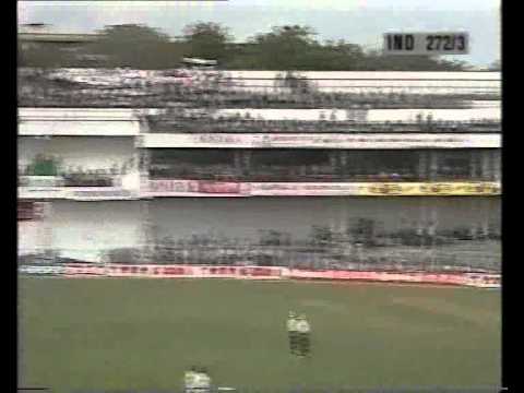 Mahela the big hitter - Mahela Jayawardene 6s compilation