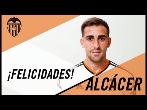 ¡Felicidades Alcácer! El delantero del VCF debuta en partido oficial con la selección absoluta