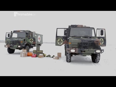 Уникальные медицинские вездеходы переданы солдатам в АТО (видео)