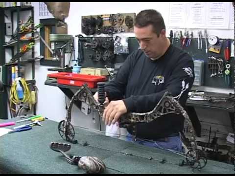 how to attach quiver to compound bow