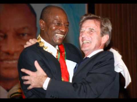 Les petits conseils" bénévoles "de Bernard Kouchner à Alpha Condé, son"frère jumeau" 