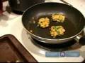 videos de Easy Greek Recipes: Falafel, Spanakopita, Tzatziki Sauce : How to Cook Greek Falafel