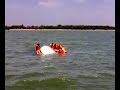 latihan laut dalam menyelamatkan kapal karam