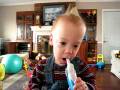 videos de 11-22-08 my new toothbrush 002.avi