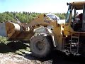 c'est au printemps que commence la saison d'ensilage et que nous avons le plus de travail - donc ce dimanche nous en avons profit� pour faire une mise en route d'ensileuse