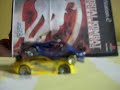 Menino andanu d skate e batida d carro Menino andanu d skate e batida d carro