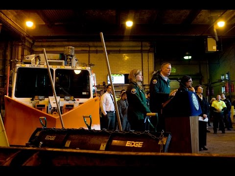 special - Mayor de Blasio Delivers Special Weather Update DSNY Manhattan 2 Garage 2 Bloomfield Street New York, NY 10014 January 25, 2015.