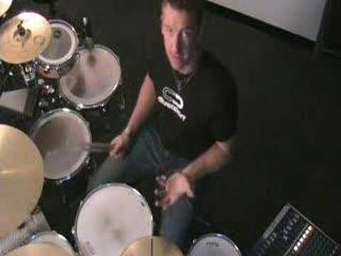 DRUM LESSON