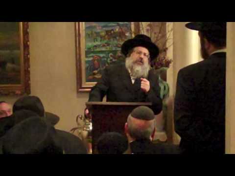 Tolna Rebbe speaking in English about Pinchas. Tamuz 5770