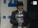 Kun Agüero recibe Trofeo EFE a mejor jugador latinoamericano de Liga .