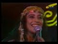 from montreux jazz festival in 1990.

playlist: ofra haza montreux jazz festival live 1990
http://www.youtube.com/view_play_list?p=47eeb3efd3e901fc