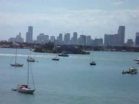Yachts crossing Biscayne Bay, Miami ...