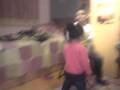 videos de bücürler ve abisi dans ederken =)  cici bebekler
