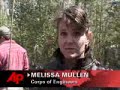 Volunteers Hold Back Levee Leaks at White River