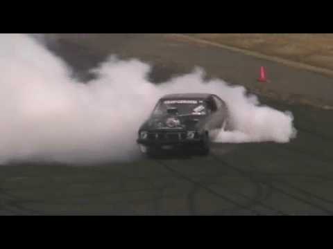 Holden Torana (EASTY) @ Warrnambool Drags Burnout Competition