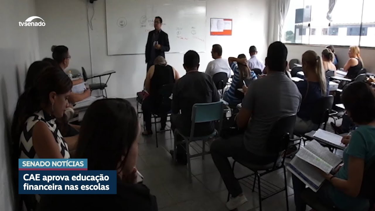 CAE aprova educação financeira nas escolas