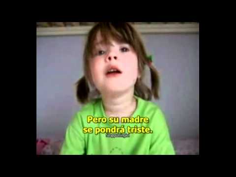 0 Niña enamorada con 4 años de edad.