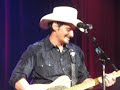 Jonas Brothers / Brad Paisley - Waiting On A Woman 1/4/09