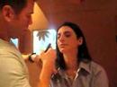 o super maquiador marcos costa da natura ensina para o filmefashion uma maquiagem pr�tica e r�pida para dar um up no visual sem perder tempo. em 7 passos b�sicos, ale farah estava pronta para mais um dia de cobertura do spfw. no v�deo acima, voc� confere como fazer uma pele perfeita, e v� como � f�cil fazer tudo com as m�os, como marcos recomenda. marcos usou a base ultra fluida, corretivo rosado e o blush bronze, tudo da natura.