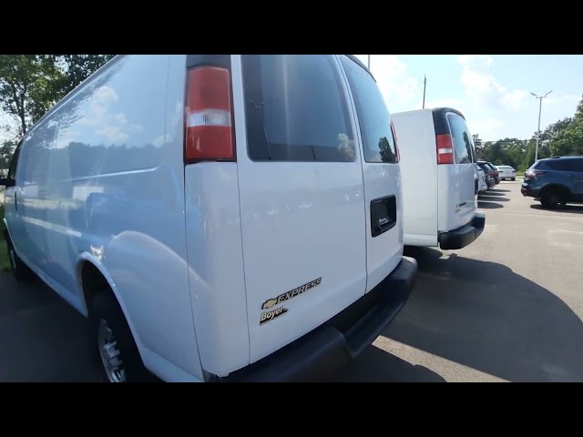 2021 Chevrolet Express Cargo Van BASE Traction Control,Intermitt in Cars & Trucks in Trenton