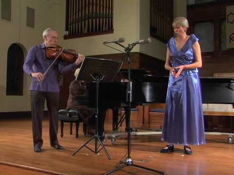 Karen Clark, Contralto