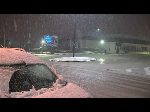 Schnee in Marokko blockiert 5.000 km Straßen