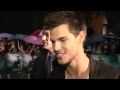 Abduction's Taylor Lautner would date a fan