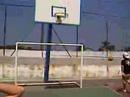 Nos jogando basquete