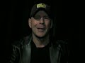 Bruce Willis feels Tom Waits and the Internet