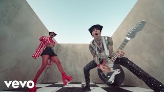 Machine Gun Kelly - emo girl feat WILLOW (Official