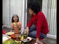 makan ayam bakar