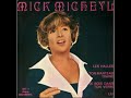 montage avec des images de pochettes de disques