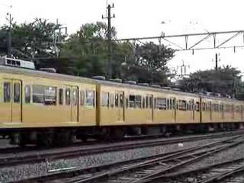 秩父鉄道1000系カナリヤイエロー　広瀬川原発車