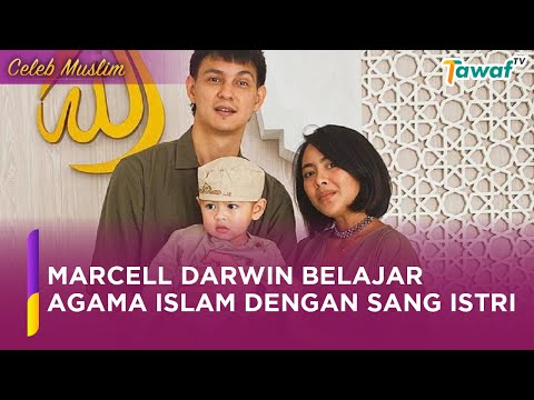 Marcell Darwin Belajar Agama Islam dengan Sang Istri