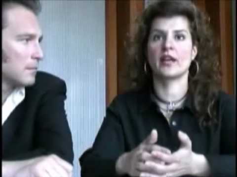Nia Vardalos