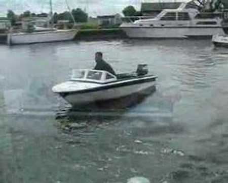 FUNNY BOAT CLIP