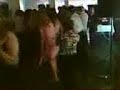 Un pitic ratacit...dansand la bachet