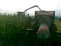 met NEW HOLLAND T6070 valtra op sleeptouw nemen