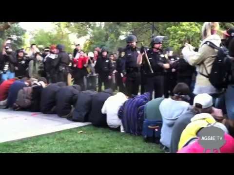 how to treat pepper spray