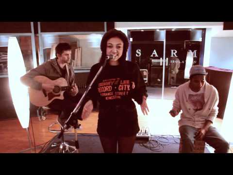 Mahalia - 'Mardy Bum' - Dropout Live | Dropout UK