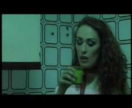 spunky - Videoclip de la canción Lovely Night de Spunky, realizado por MGB y P de la R para Spunky el verano del 2003. Colaboraron Roberto Monzón, Oscar Guimarey, Vic...