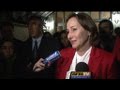 Ségolène Royal en larmes en quittant son QG