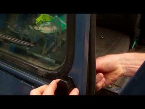 How to change windscreen to bulkhead support brackets on Land Rover Defender
