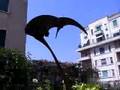 Sculture sul terrazzo di Popi, a Genova