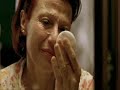 escena del espejo de caramel, pel�cula de nadine labaki y con m�sica de khaled mouzanar.