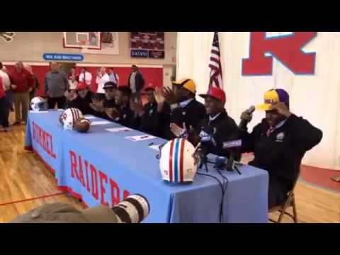 Watch: Crowd Erupts After Kristian Fulton Picks LSU